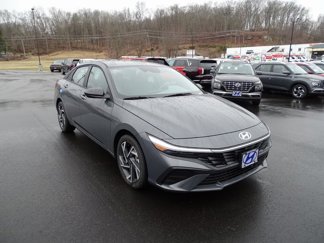 New 2025 Hyundai Elantra Sport image 1