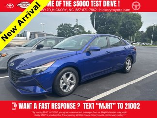 Used 2021 Hyundai Elantra SE image 1