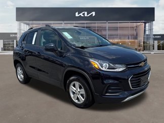 Used 2022 Chevrolet Trax LT w/ Driver Confidence Package image 1