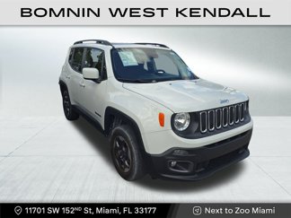 Used 2017 Jeep Renegade Latitude image 1