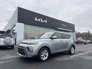 Used 2022 Kia Soul LX w/ Technology Package image 1