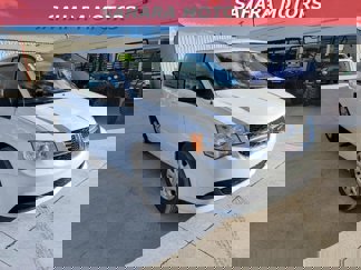 Used 2018 Dodge Grand Caravan SE w/ UConnect Hands-Free Group image 1