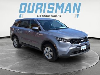 Used 2023 Kia Sorento LX image 1