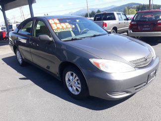 Used 2004 Toyota Camry LE image 1