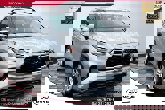 Used 2020 Toyota Highlander L image 1