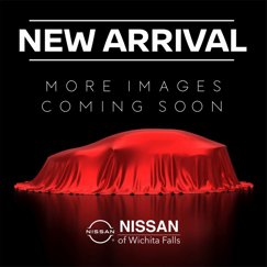 Used 2017 Nissan Rogue SV image 1
