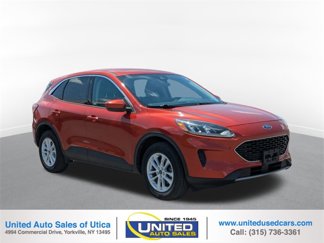 Used 2020 Ford Escape SE image 1