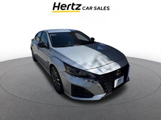Used 2024 Nissan Altima 2.5 SV image 1