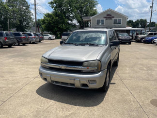 Used 2004 Chevrolet TrailBlazer LS w/ LS Preferred Equipment Group image 1