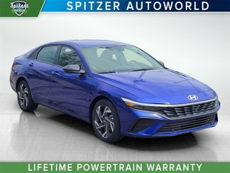 New 2025 Hyundai Elantra Sport image 1