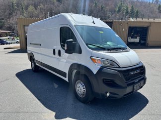 Used 2025 RAM ProMaster 2500 w/ Convenience Group image 1