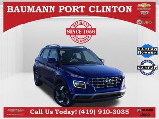 Used 2023 Hyundai Venue Limited image 1