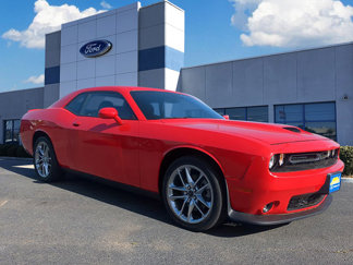 Used 2022 Dodge Challenger GT image 1