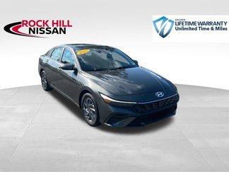 Used 2024 Hyundai Elantra SEL video 1
