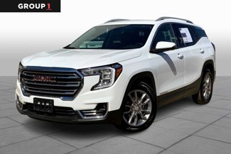 Used 2024 GMC Terrain SLT image 1