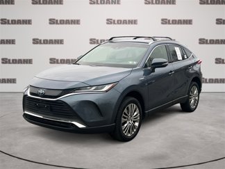 Used 2021 Toyota Venza Limited image 1