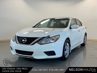 Used 2018 Nissan Altima 2.5 S w/ S Convenience Package image 1