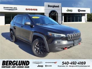 Used 2021 Jeep Cherokee Trailhawk image 1
