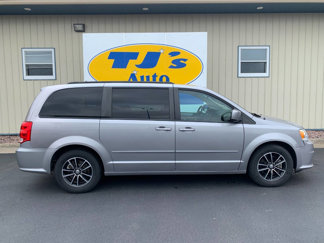 Used 2016 Dodge Grand Caravan R/T image 1
