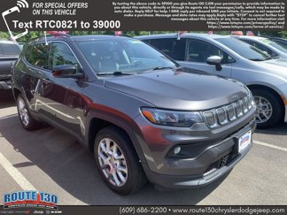 Used 2022 Jeep Compass Latitude w/ Sun and Sound Group image 1
