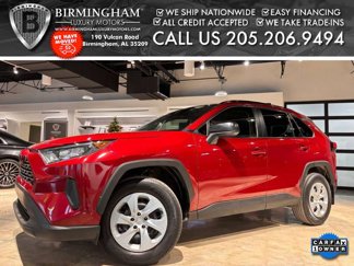 Used 2021 Toyota RAV4 LE image 1