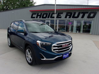 Used 2021 GMC Terrain SLT image 1