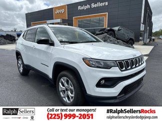 New 2025 Jeep Compass Latitude image 1