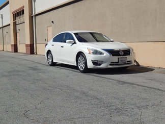 Used 2015 Nissan Altima 2.5 S w/ Power Driver Seat Package image 1