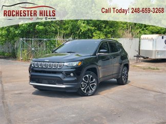 Used 2022 Jeep Compass Limited image 1