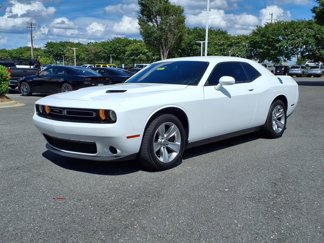 Used 2020 Dodge Challenger SXT image 1
