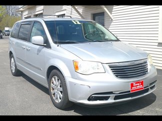 Used 2012 Chrysler Town & Country Touring w/ Entertainment Group #1 image 1