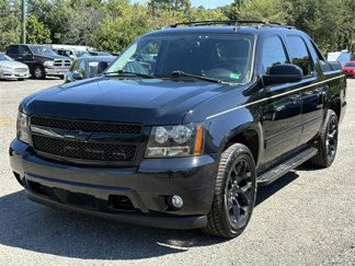 Used 2009 Chevrolet Avalanche LTZ image 1