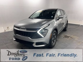 Used 2024 Kia Sportage LX image 1