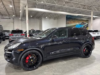 Used 2011 Porsche Cayenne Turbo image 1