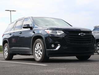 Used 2019 Chevrolet Traverse LT w/ LPO, Black Accent Package image 1