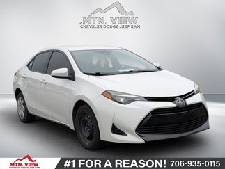 Used 2019 Toyota Corolla LE image 1