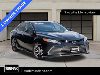 Used 2022 Toyota Camry XLE image 1