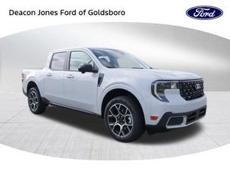 New 2025 Ford Maverick Lariat w/ 4K Tow Package image 1