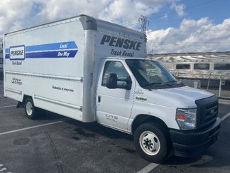Used 2022 Ford E-350 and Econoline 350 Super Duty image 1