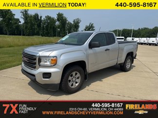 Used 2016 GMC Canyon W/T image 1
