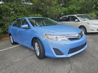 Used 2013 Toyota Camry L image 1