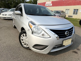 Used 2017 Nissan Versa SV image 1