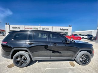 Used 2023 Jeep Grand Cherokee L Laredo image 1