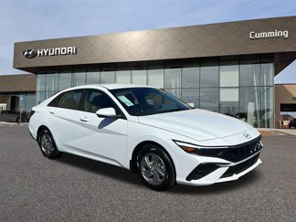 New 2025 Hyundai Elantra SE image 1