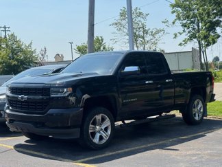 Used 2017 Chevrolet Silverado 1500 Custom w/ Custom Convenience Package image 1