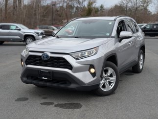 Used 2020 Toyota RAV4 XLE image 1