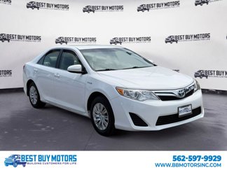 Used 2014 Toyota Camry LE image 1