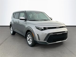 New 2025 Kia Soul LX image 1