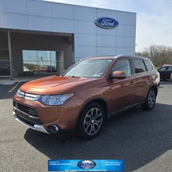 Used 2015 Mitsubishi Outlander GT image 1