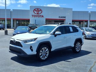 Used 2019 Toyota RAV4 XLE Premium image 1